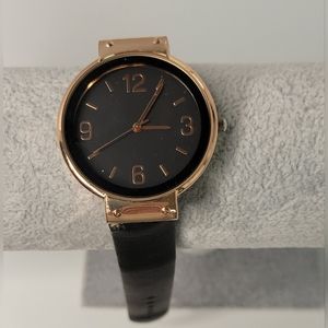 ▪︎Like New! Women's Watch